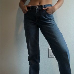 Low rise jeans